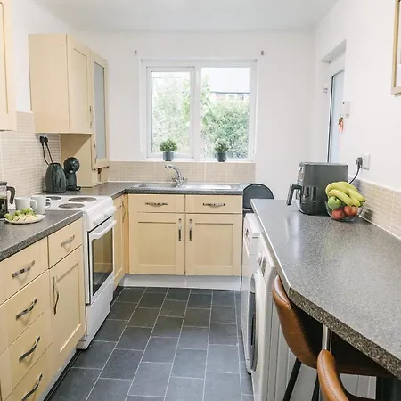 Coastal Comfort 3-bed Retreat Tatil Evi *