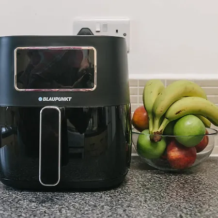 Coastal Comfort 3-bed Retreat Scarborough