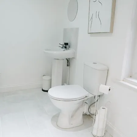 Coastal Comfort 3-bed Retreat 度假居